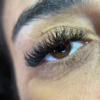تخفیف اکستنشن مژه و لیفت و لمینت مژه و ابرو