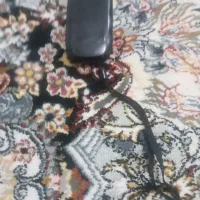 یک دستگاه گوشی ساده نوکیا سالم درحد