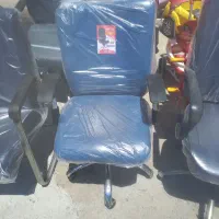 صندلی اداری جک دار و پیچی به صورت تک و تعداد