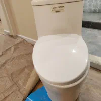 توالت فرنگی چینی کرد درجه 1 در حد نو