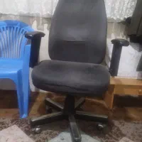 صندلی راحتی گردان
