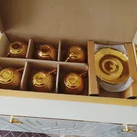 سرویس فنجان و شیرینی خوری .با چراغ نفتی