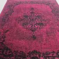 سه تا فرش لاکی قرمز