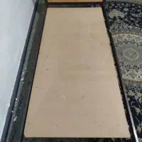 تخت یکنفرهه
