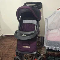 کالسکه و گهواره به همراه یک دست رخت خواب کودک