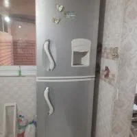 فروش یک دستگاه یخچال و فریزر