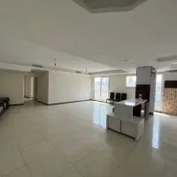 ۱۴۰ متر سه خواب نورگیری خطی