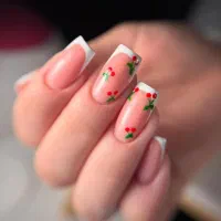 خدمات تخصصی ناخن