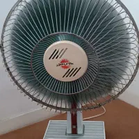 دو عدد پنکه ساده و پایه بلند