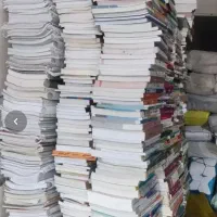 فروش و خریدار کتاب کاغذ باطله