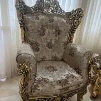 مبلمان استیل سلطنتی 9نفره با جلومبلی و عسلی