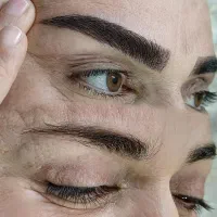 ارایش دائم میکروبلید فیبروز ابرو خط چشم بن مژه