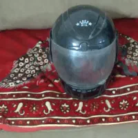 کلاه کاسکت فک دار