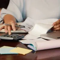 کمک حسابدار و کارآموز حسابدار
