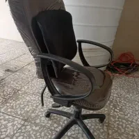 صندلی جک دار با پشتی طبی کاملا سالم