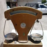 ترازوی  قدیمی