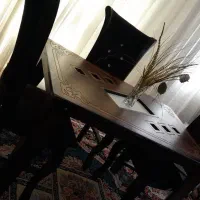 میزچهارنفره تمیز