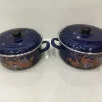 تعدادی قابلمه و تابه