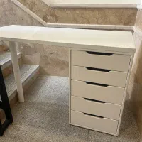 میز تحریر چوبی سفید کشودار