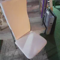 صندلی چرم و استیل
