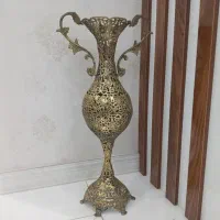 گلدان برنجی یا برنزی