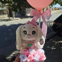 باکس عروسک و گل هدیه