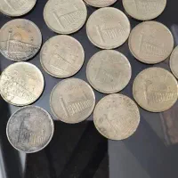 تعدادی سکه. قیمت پیشنهادی