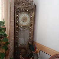 ساعت طرح برنز