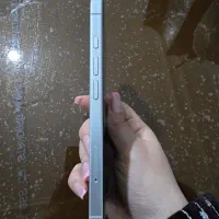 آیفون ۱۶ نرمال