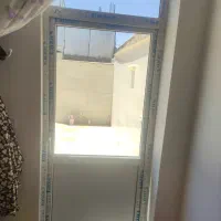 درب دو جداره در حد نو