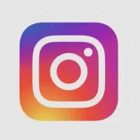 ادمین ، تولید محتوا ، خانم