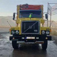 ولوو دهچرخ باری