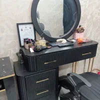 میز میکاپ نو و سالم