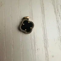 گردنبند ونکلیف