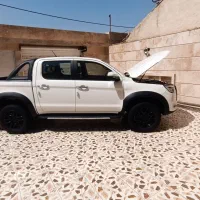 کی ام سی T8