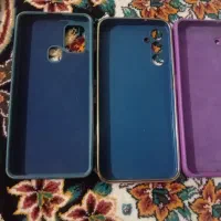 قاب گوشی وسطی نوهست دوتای دیگه کارکرده