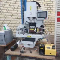 دستگاه فرز CNC رو میزی ۵ محور
