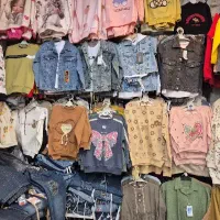 فروشنده خانم واقا