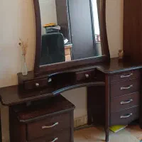 اینه دراور