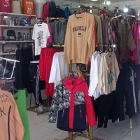 تمام وسایل ارزانسرا با اجناس یکجا به فروش میرسد