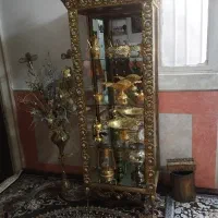 ویترین برنز