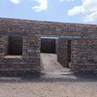 خانه نیمه کاره