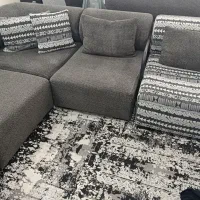 مبل تدی طوسی  در حد نو به همراه میز وسط فوری