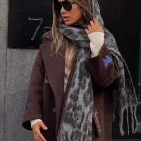 استخدام فروشنده خانم باتجربه