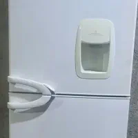 یخچال فریزر بالا یخچال پایین فریزر ۴ کشو