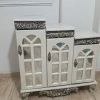 جاکفشی سه طبقه ای به همراه ویترین مینی