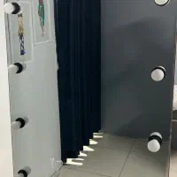 آیینه هالیوودی