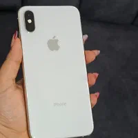 ایفون xs