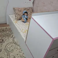 تخت خواب دخترانه