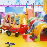 مربی خانه بازی  ماشاومیشا